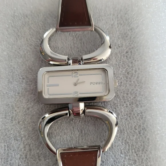 AuthenticFossilWomen'sWatch - Picture 5 of 5